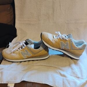 New Balance Tan and Gray Sneakers